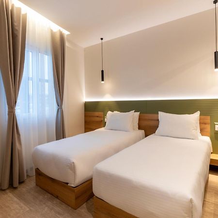 Star Hill Hotel Pristina Exterior photo