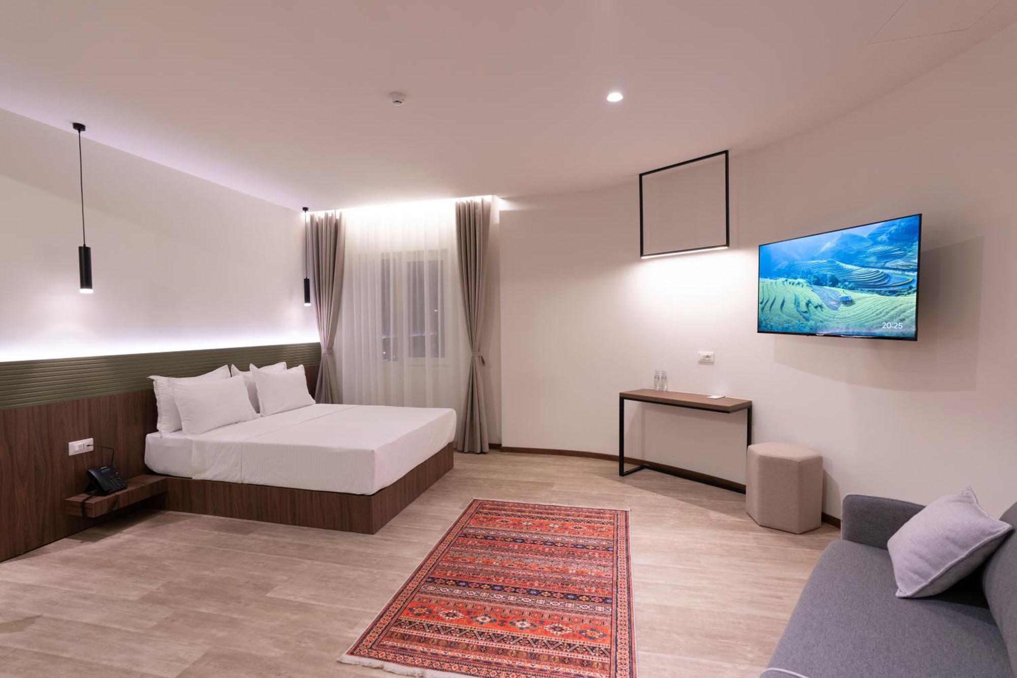 Star Hill Hotel Pristina Exterior photo